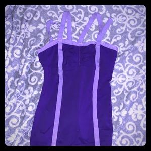 Women’s lululemon workout top